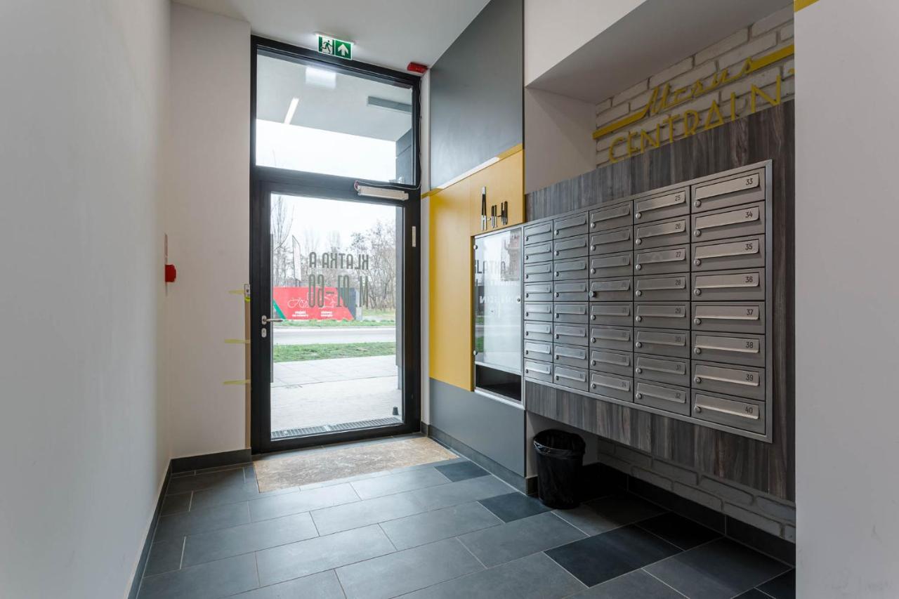 Chill Apartments Ursus Warsaw Ngoại thất bức ảnh