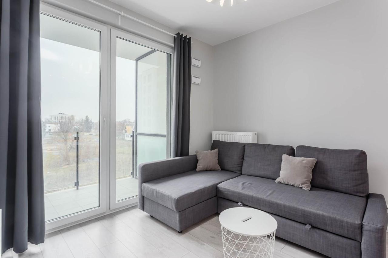 Chill Apartments Ursus Warsaw Ngoại thất bức ảnh